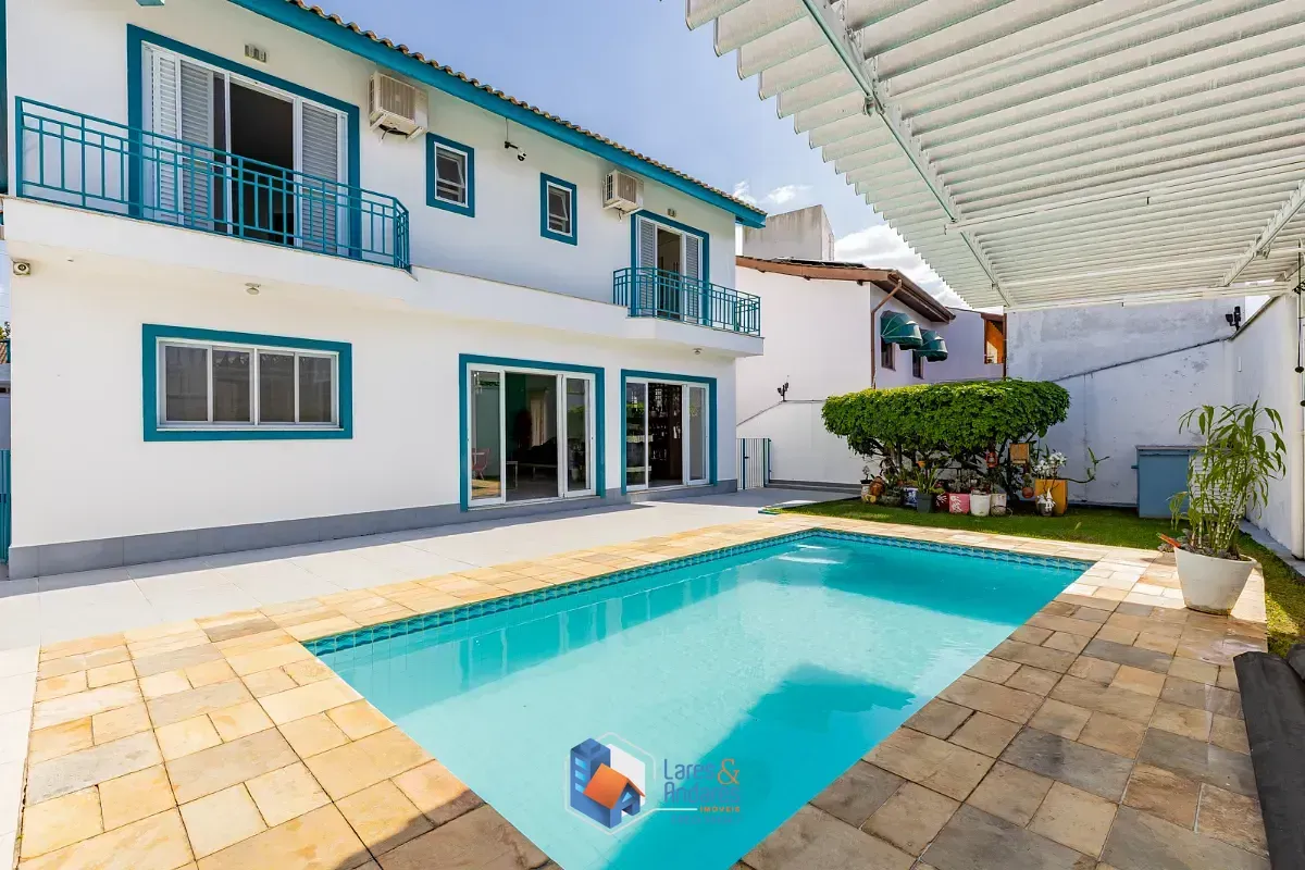 Imagem Casa para venda em Bosque da Saúde com 5 quartos, sendo 3 suítes, 378m²