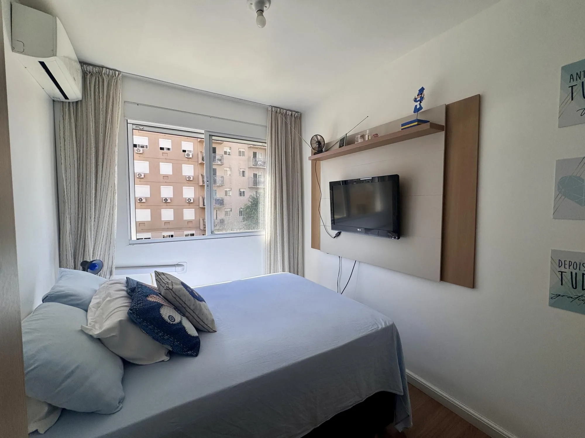 Imagem Apartamento 3 Dormitórios com Suíte, Sacada e Vaga Coberta