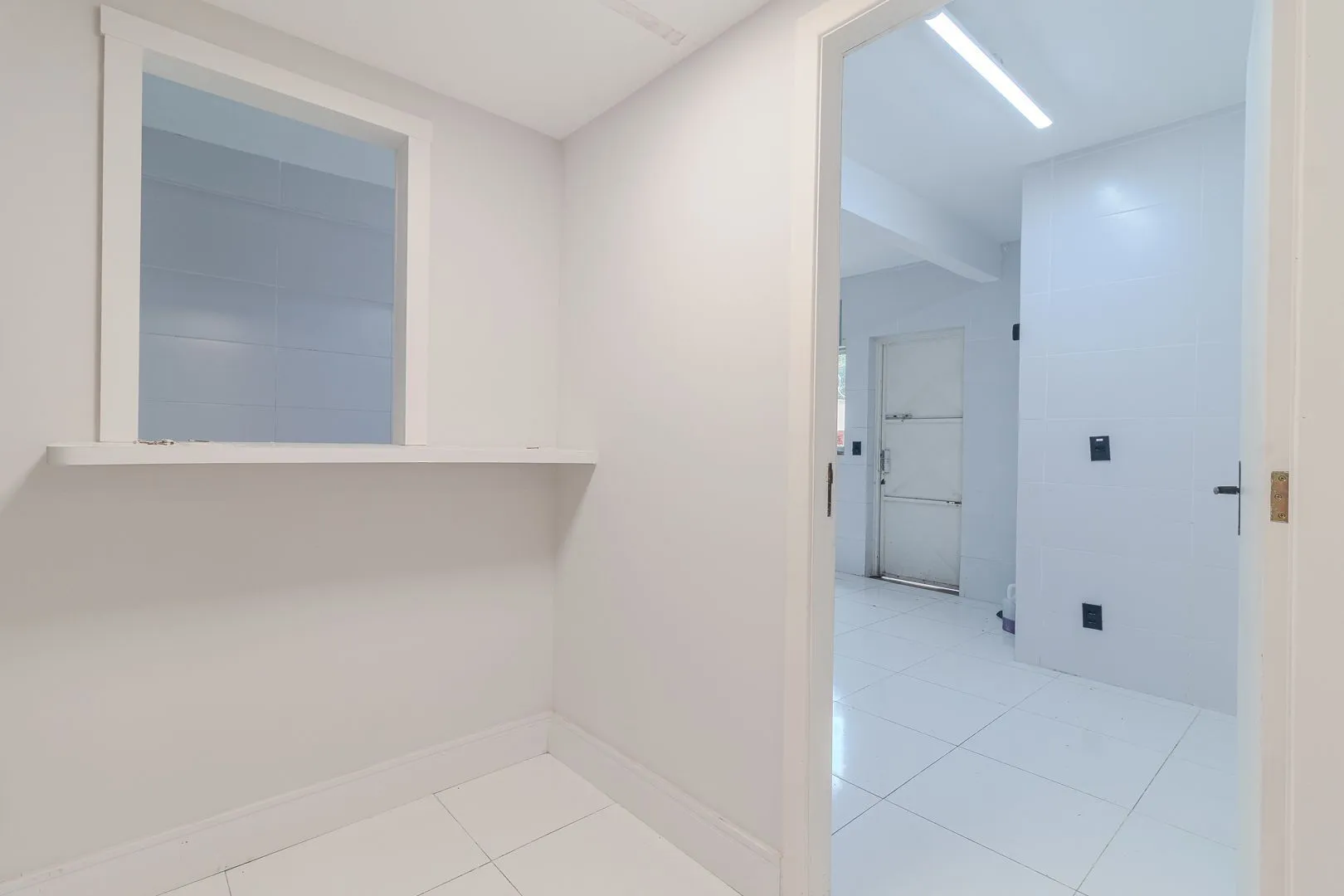 Imagem PRÉDIO COMERCIAL À VENDA | LOCALIZAÇÃO ESTRATÉGICA EM PORTO ALEGRE