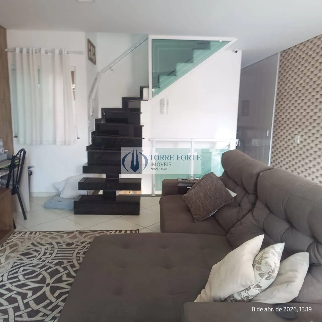 Imagem Lindo Sobrado com 3 Dormitórios, 1 Suíte e 3 Vagas na Vila Matilde