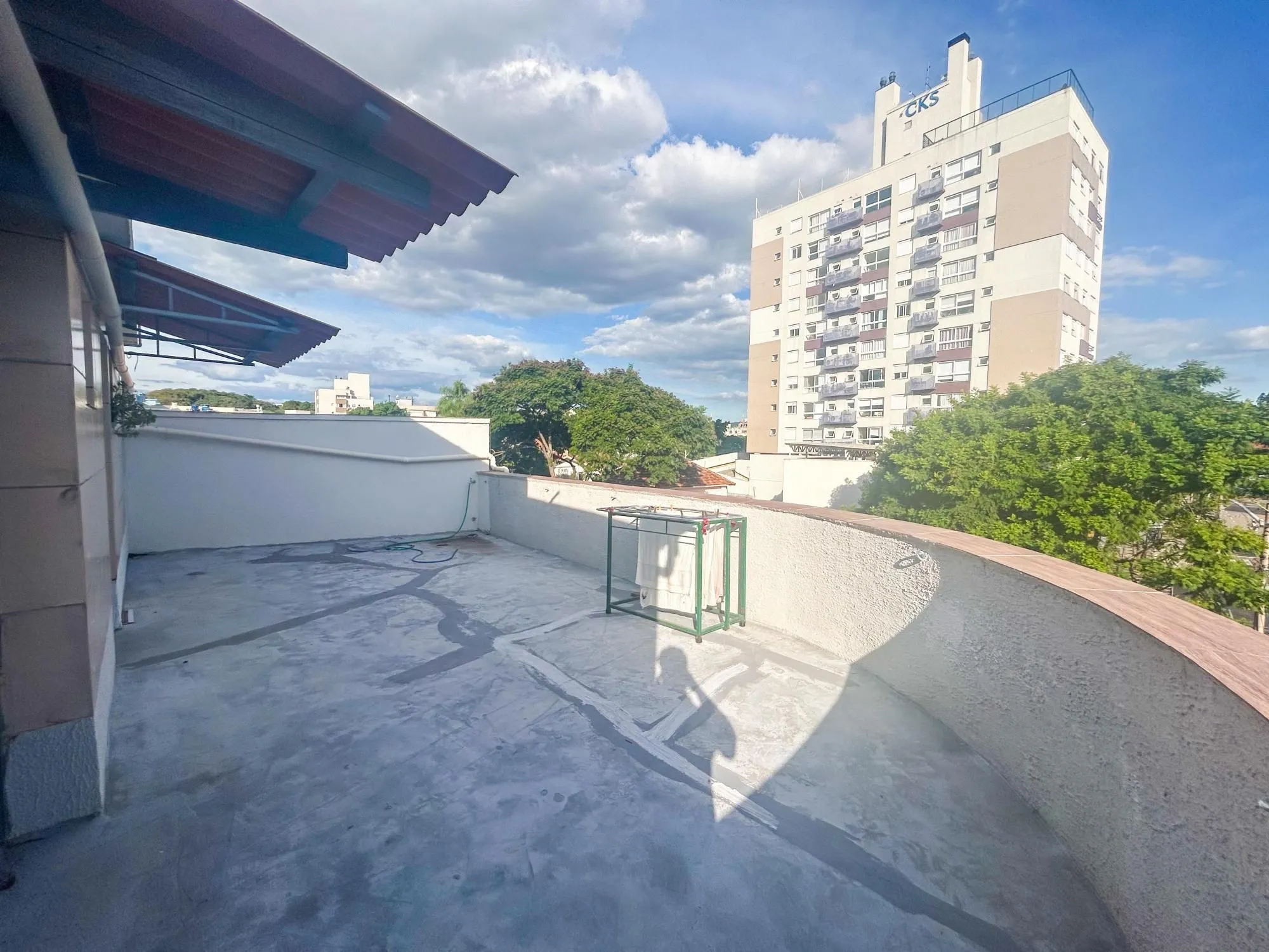 Imagem Ponto Comercial no Bairro Menino Deus.