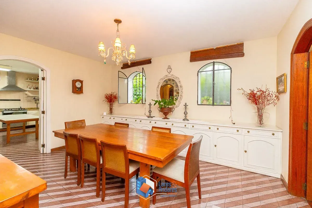 Imagem Casa para venda em Jardim Leonor com 4 quartos, sendo 2 suítes, 600m²