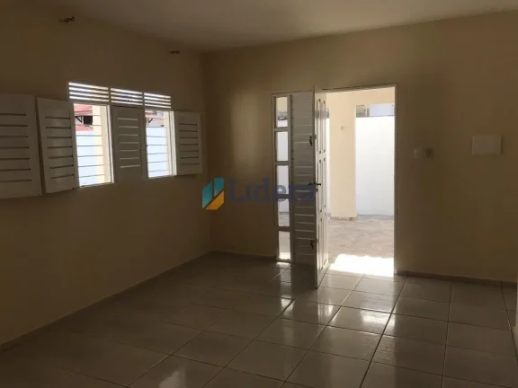 Imagem Casa para alugar - 360m² - 3 quartos - em Bessa, João Pessoa/PB