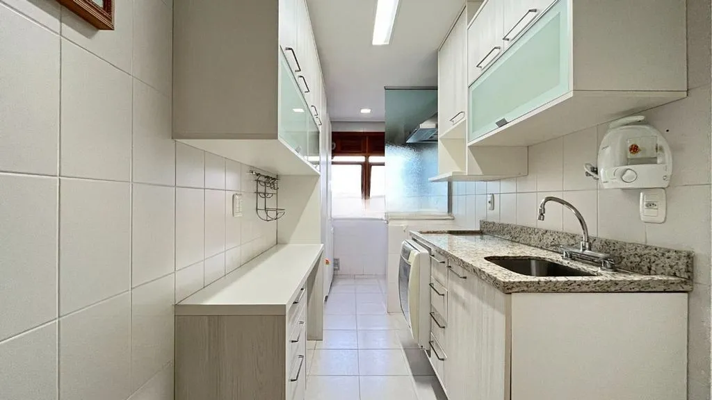 Imagem Apartamento 3 dorms à venda Rua João Ernesto Schmidt, Jardim Sabará - Porto Alegre