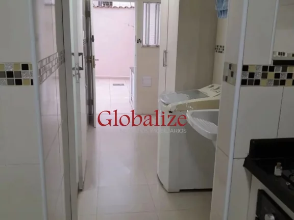 Imagem Sobrado à venda com 130m², 2 quartos, 2 banheiros, 2 vagas, churrasqueira por R$1.030.000,00 no Marapé em Santos