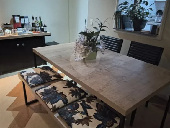 Imagem Apartamento à venda com 3 quartos, sendo 1 suíte, no condomínio Portal Dos Bandeirantes, São Paulo - SP