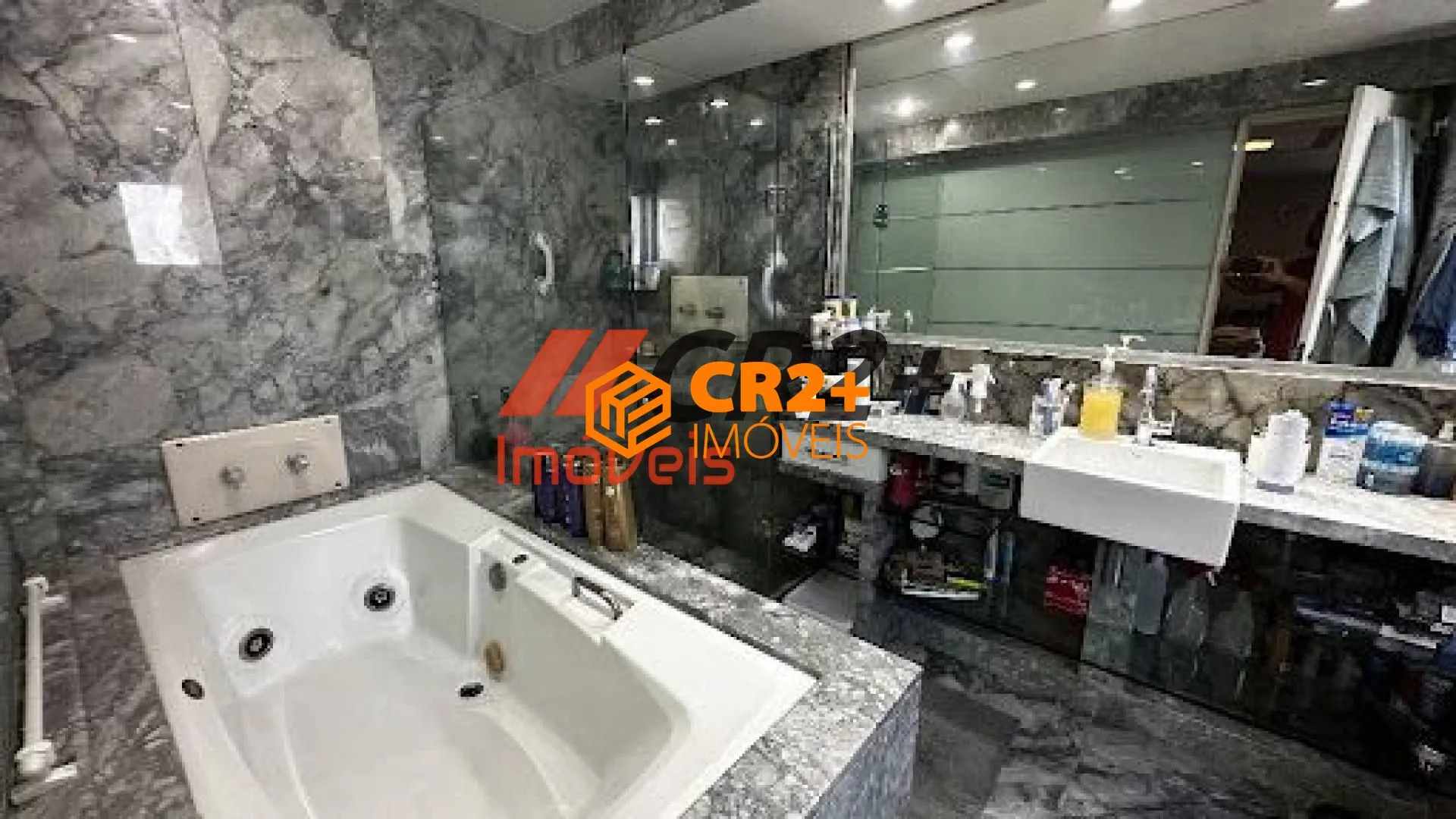 Imagem Apartamento a Venda com 3 quartos, 3 suítes na Av Boa Viagem - Pina