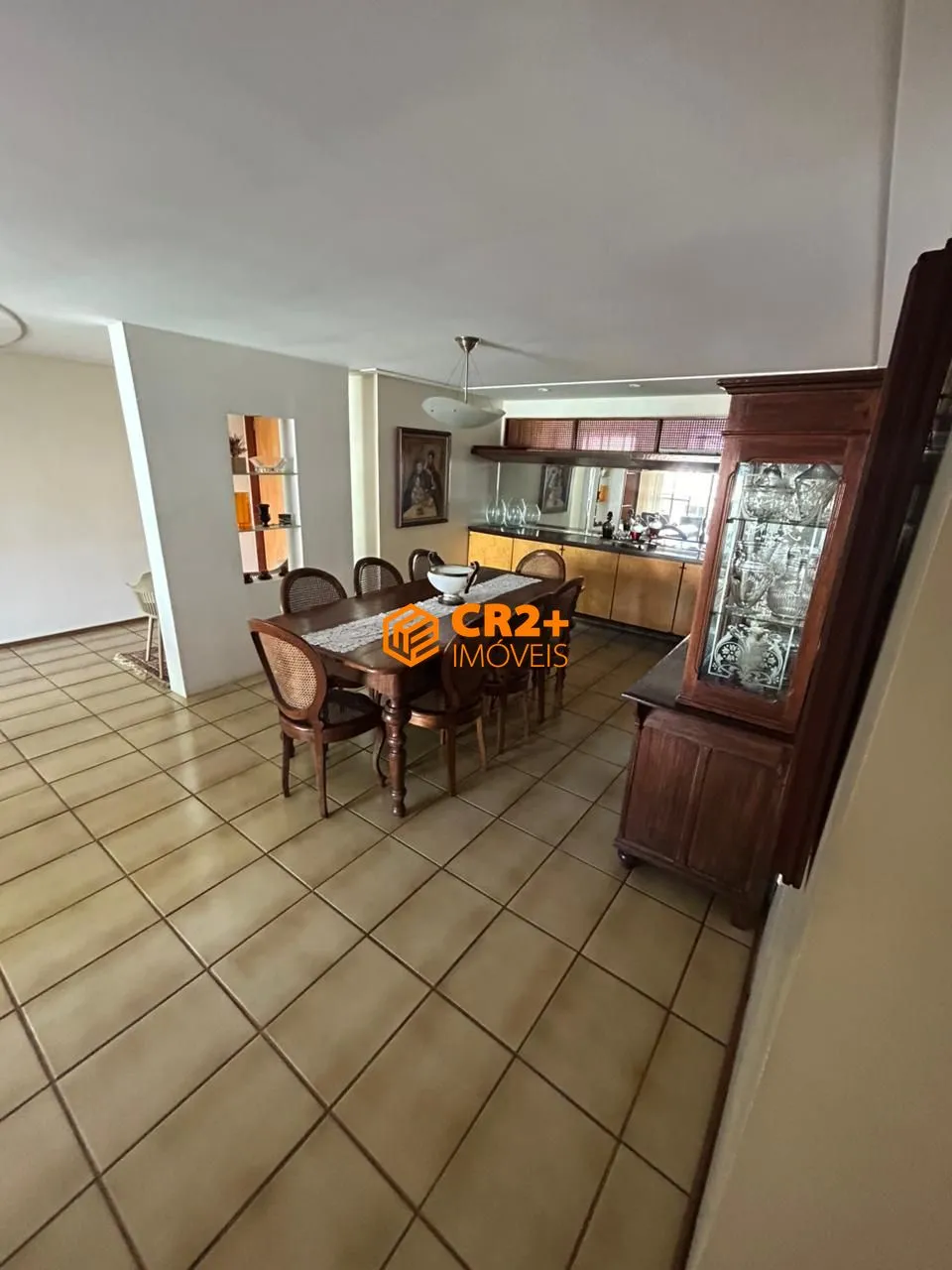 Imagem Apartamento a venda nos Aflitos com 188m² - 3 quartos