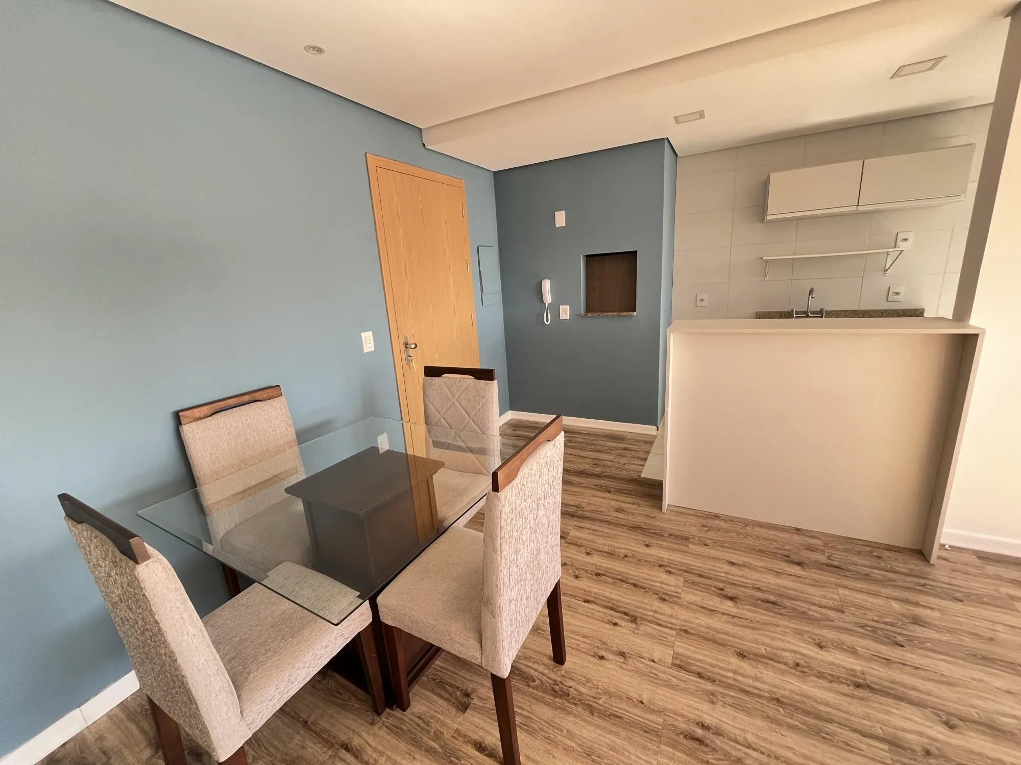 Imagem Apartamento de 2 dormitórios, suíte e 1 vaga de garagem no bairro Passo da Areia