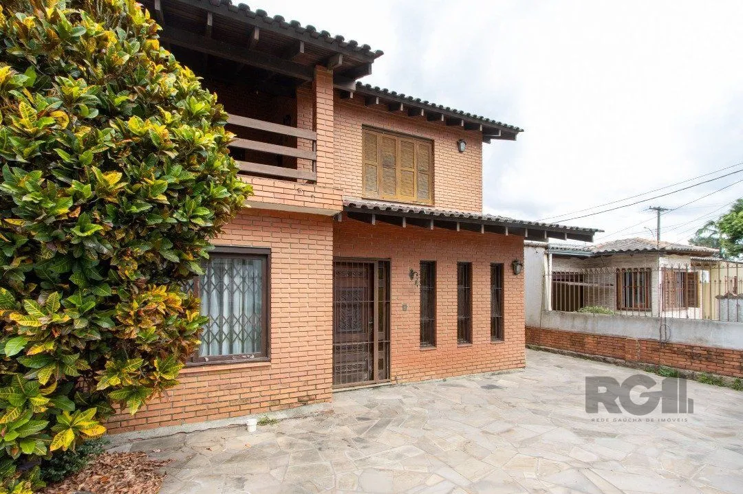 Imagem Casa para Venda - 205.5m², 3 dormitórios, sendo 2 suites, 3 vagas - Vila Nova