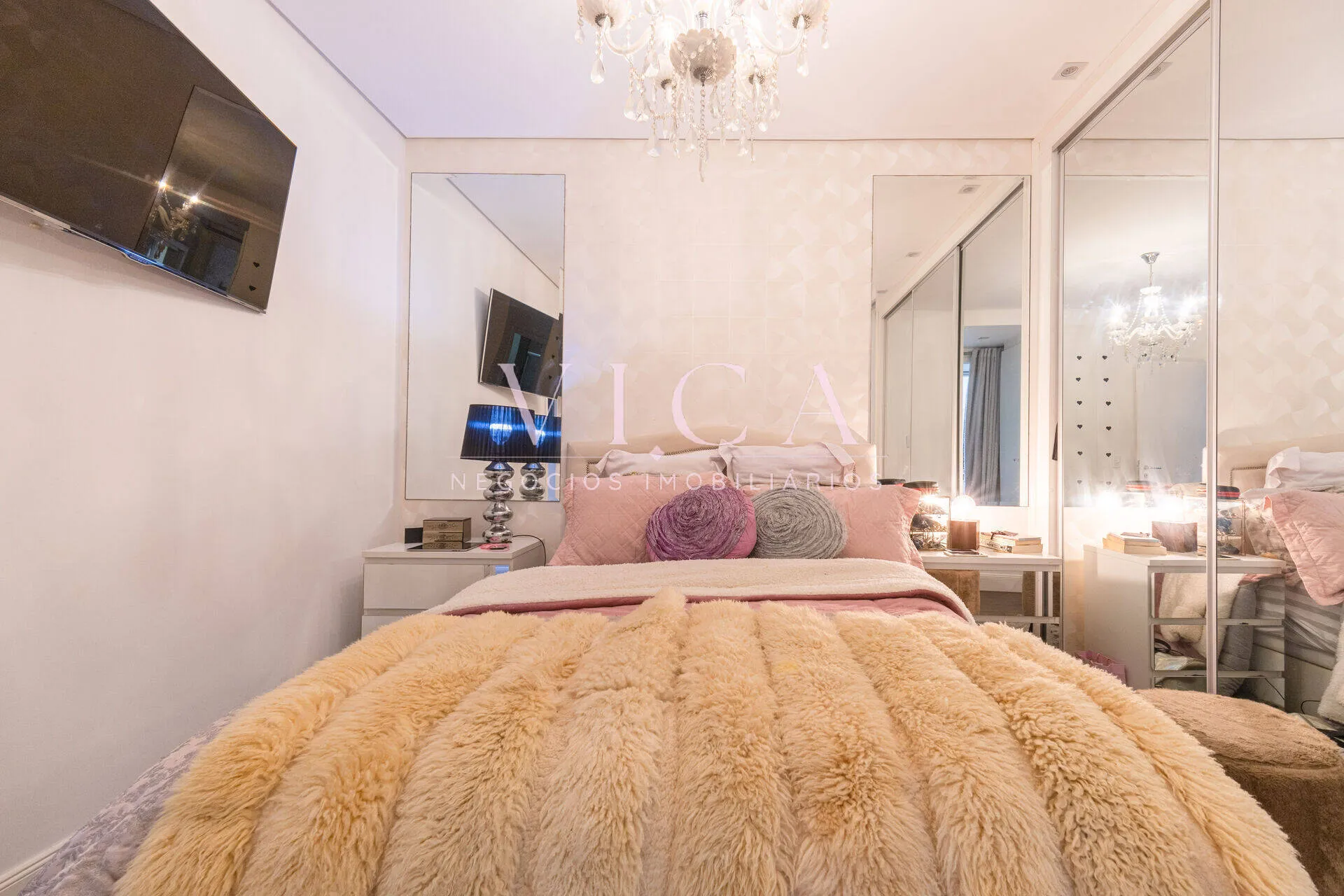 Imagem Apartamento com 75m² a venda com 2 dormitórios por R$ 800.000 -Alphaville