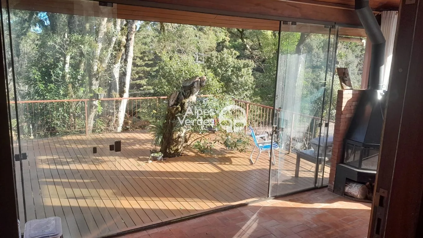 Imagem Vende-se Casa em Canela-RS, no Bairro Maggi, com 2 quartos