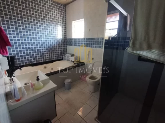 Imagem Excelente Casa Térrea Av Principal do Bairro Venda e Locação Jardim Maria Amélia