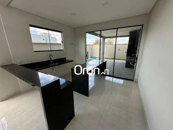 Imagem Casa à venda, 152 m² por R$ 920.000,00 - Terras Alpha 2 - Senador Canedo/GO
