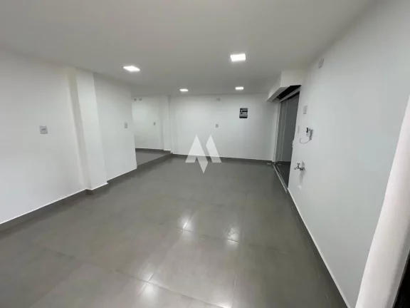 Imagem Apartamento e Apartamentos à venda com 2 dormitórios + Ponto Comercial na Vila Mathias em Santos/SP