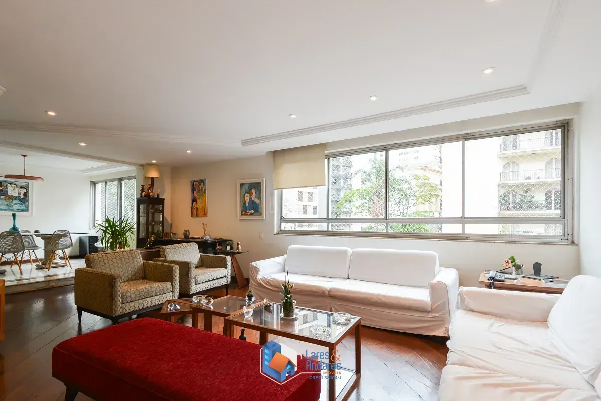 Foto do imóvel Apartamento para venda em Santa Cecília com 3 quartos, sendo 1 suíte, 210m² em Rua Doutor Veiga Filho