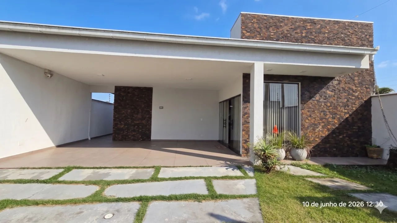 Imagem Casa com 3 suítes, 200 m², PISCINA AQUECIDA, mobiliada, com ar-condicionado e energia solar.

Cara...