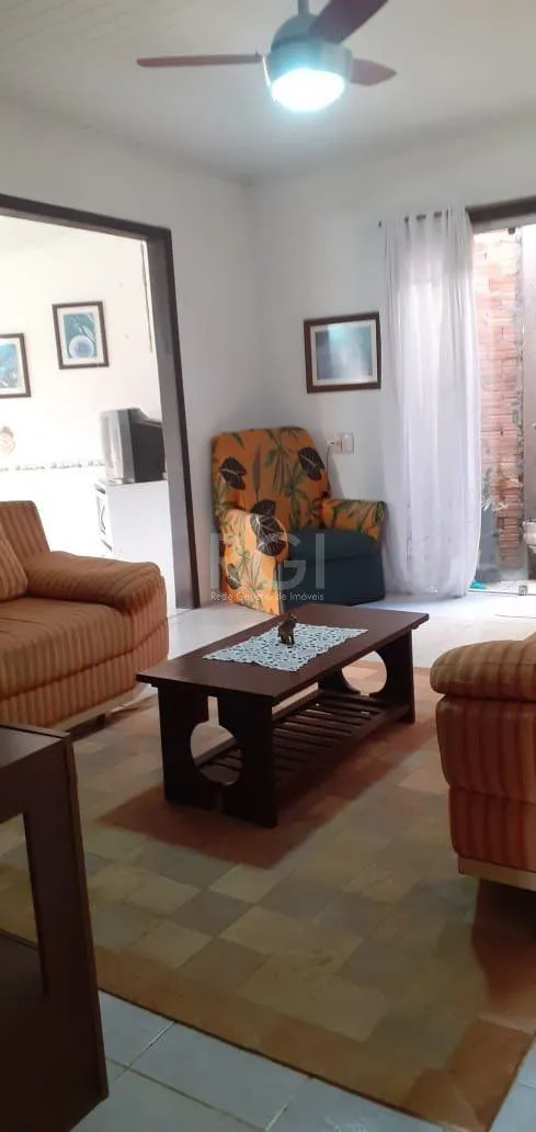 Imagem Casa para Venda - 80m², 3 dormitórios, 2 vagas - Espirito Santo