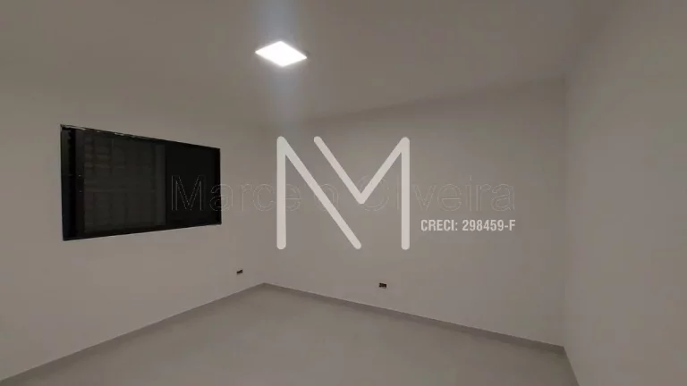 Imagem Casa Térrea à Venda 3 Quartos 1 Suíte 130m² - Bairro Bosque dos Eucaliptos