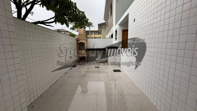 Imagem Casa em Santos para venda 3 dormitórios.