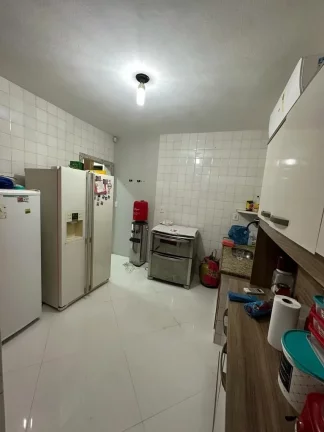 Imagem LINDA CASA COM 4 QUARTOS 1 SUÍTE E 6 VAGAS DE GARGEM A VENDA NA PRAIA