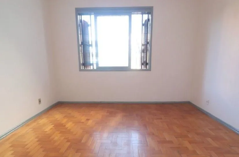 Imagem Apto 02 dorm e 01 vaga, sala, coz, dep emp, frente, 77 m2, Bairro Passo da Areia