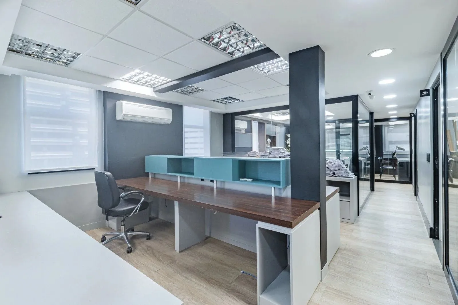 Imagem Sala/Conjunto Comercial com 4 vagas e 218m²