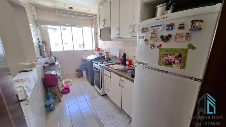 Imagem Apartamento 03 quartos c/suíte, elevador, vaga coberta no bairro Portão em Curitiba PR