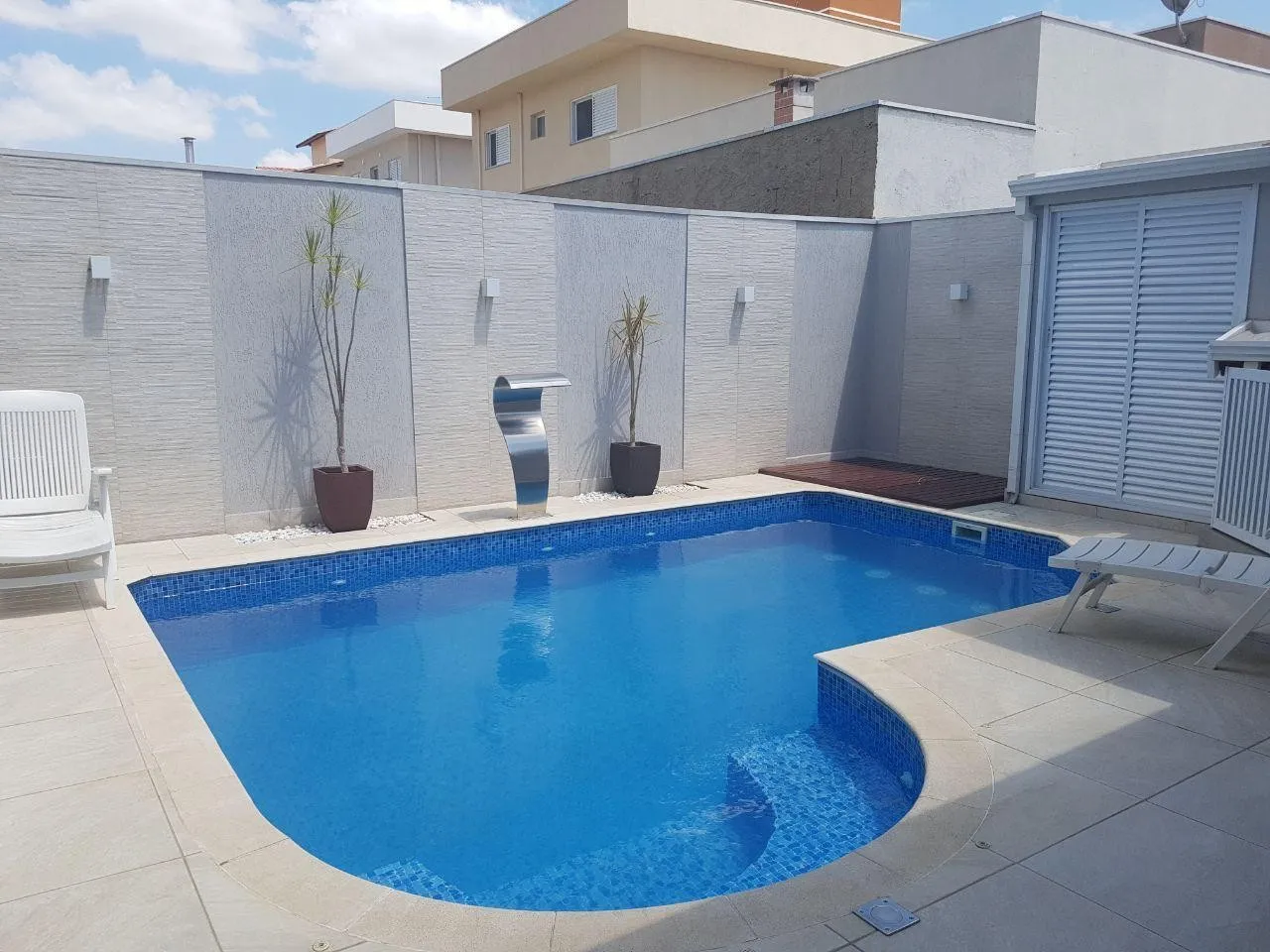 Imagem Sobrado em Condomínio para Venda em Sumaré, Residencial Real Parque Sumaré, 3 dormitórios, 1 suíte, 3 banheiros, 4 vagas