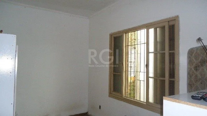 Imagem Casa para Venda - 160m², 3 dormitórios, 1 vaga - Cidade Baixa