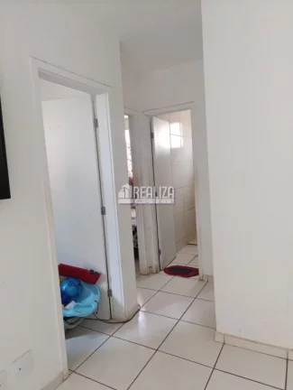 Imagem Apartamento de 2 dormitórios com piscina no Condomínio Ville Park Torino, no bairro Jardim Maracanã - em Uberaba