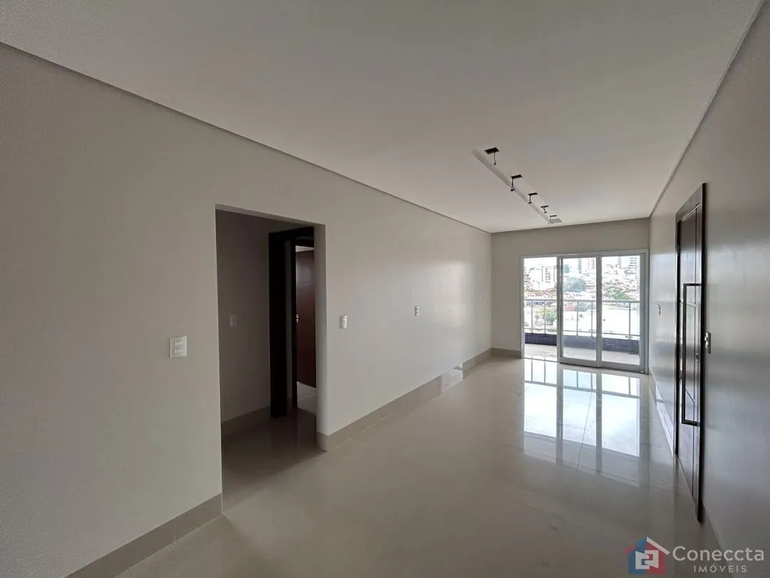Imagem Apartamento Residencial à venda, Centro, Patos de Minas - AP0157.