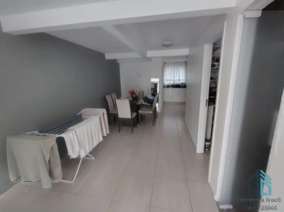Imagem Chácara LINDA com 3.700m², Semi mobiliada, 03 quartos, churrasqueira, em Colombo - PR
