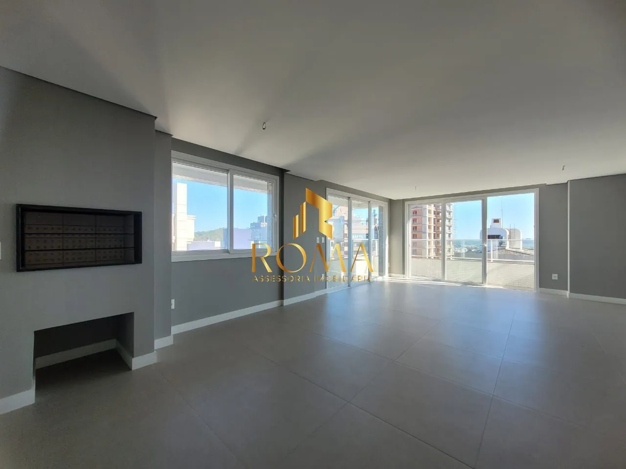 Imagem Apartamento Exclusivo em Santa Maria | 250m², 3 Suítes e Vista Panorâmica