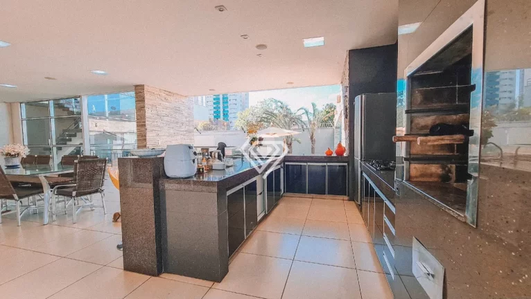 Imagem Sobrado 5 Suítes, 1.080 m² c/ lazer à venda na 205 Sul