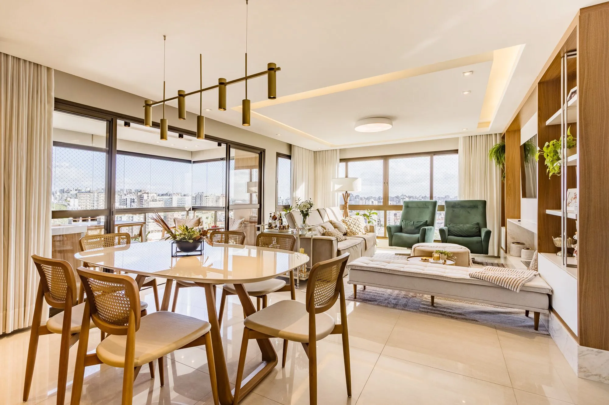 Imagem Apartamento de 3 quartos, 3 suítes e 2 vagas de garagem Higienópolis em POA