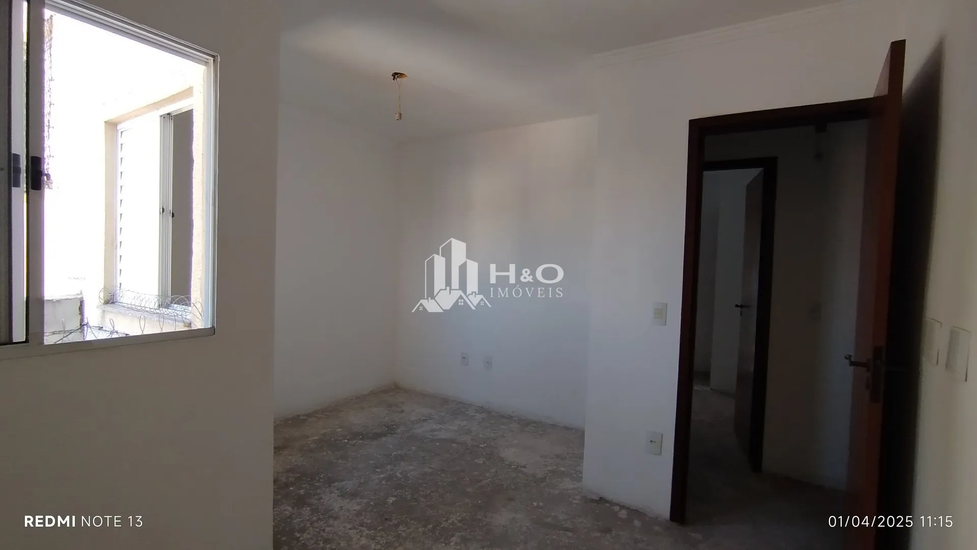 Imagem Oportunidade, Sobrado para venda com 105 metros quadrados com 2 quartos em Vila Carmosina - São Paulo - SP