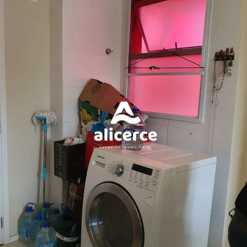 Imagem Apartamento mobiliado, com 2 dormitórios na Praia de Fora - Palhoça - SC