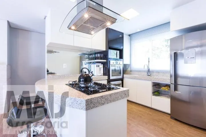 Imagem Casa para Venda em São Leopoldo / RS no bairro Pinheiro
