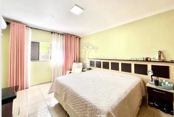 Imagem Casa Térrea à Venda - Bairro Vitória Régia | Valinhos/SP