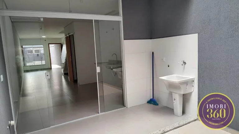Imagem Excelente Sobrado novo com 3 quartos e suíte 2 vagas 115m².