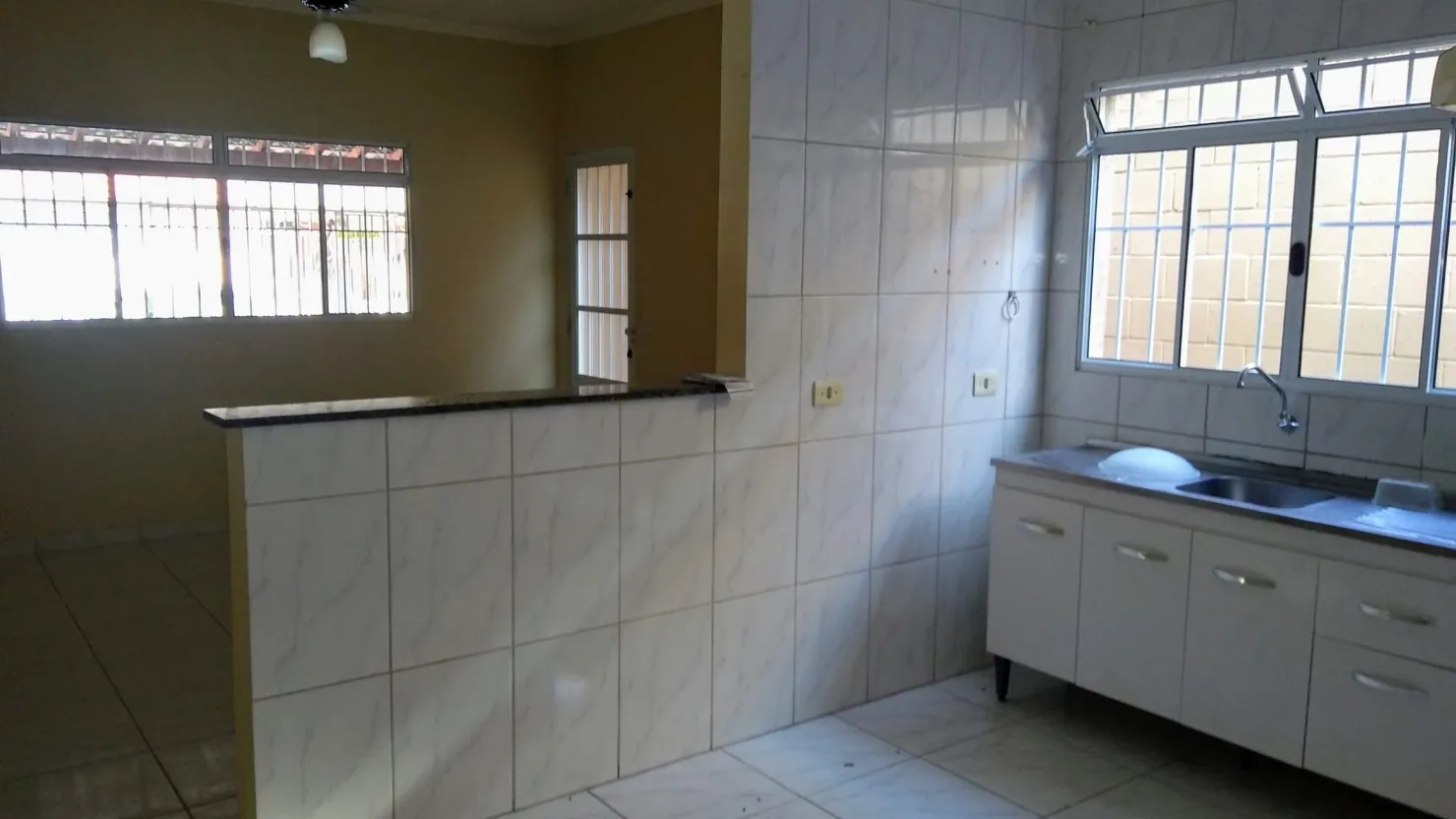 Imagem Casa à venda 2 Quartos, 2 Vagas, 125M², Mantiqueira, Pindamonhangaba - SP