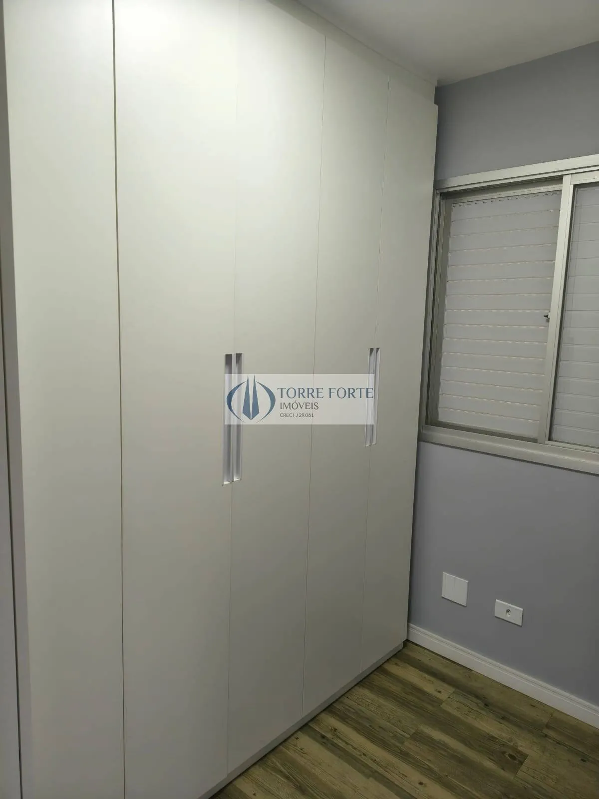 Imagem Ótimo apartamento com 67 m², 3 dormitórios, 1 banheiro, 1 vaga de garagem.