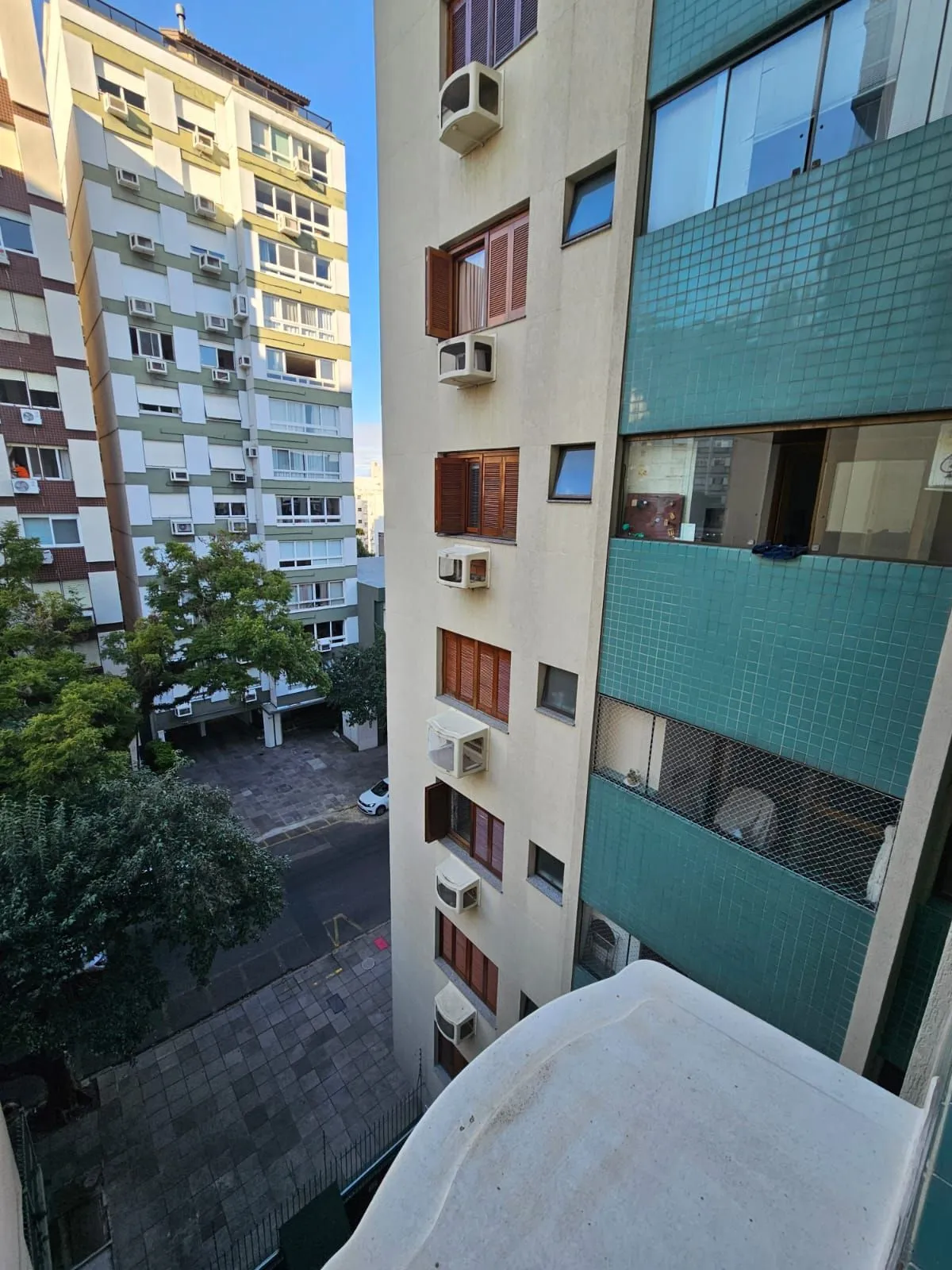 Imagem Apartamento com 02 quartos e 01 vaga no Centro Histórico de Porto Alegre