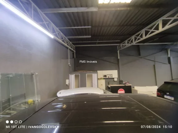 Imagem Loja com 500m² em Moema.