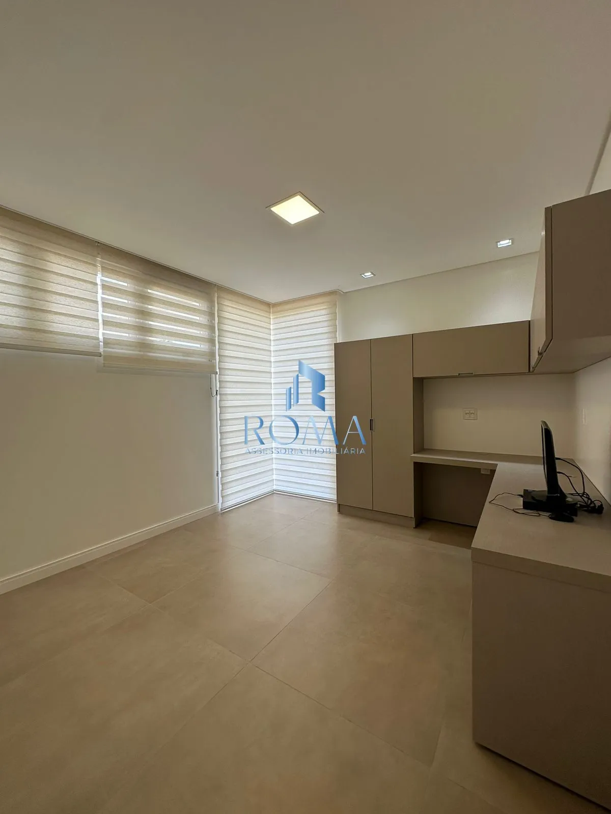 Imagem Casa em Condomínio 3 dormitórios à venda Camobi Santa Maria/RS