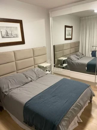 Imagem Apartamento disponível para venda no Condomínio Benedito Pinheiros, com 73m², 1 dormitório e 1 vaga de garagem