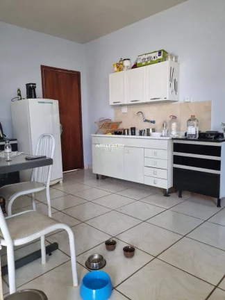 Imagem Vende-se três casas no mesmo terreno, Jardim Francano