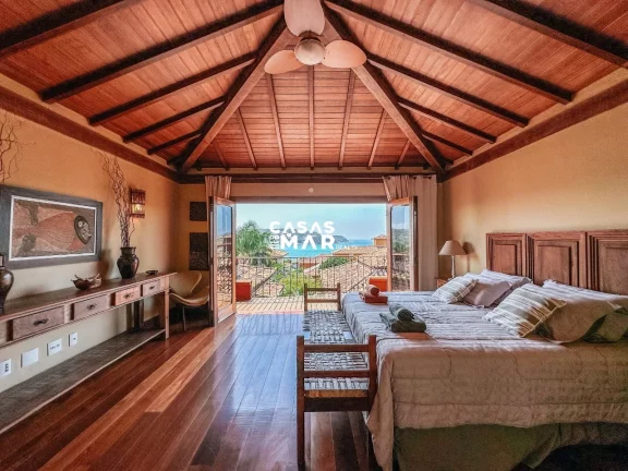 Imagem Luxuosa Casa com 5 Suítes na Ferradura, Búzios-RJ Piscina, Espaço Gourmet A poucos metros da praia 498m² de área