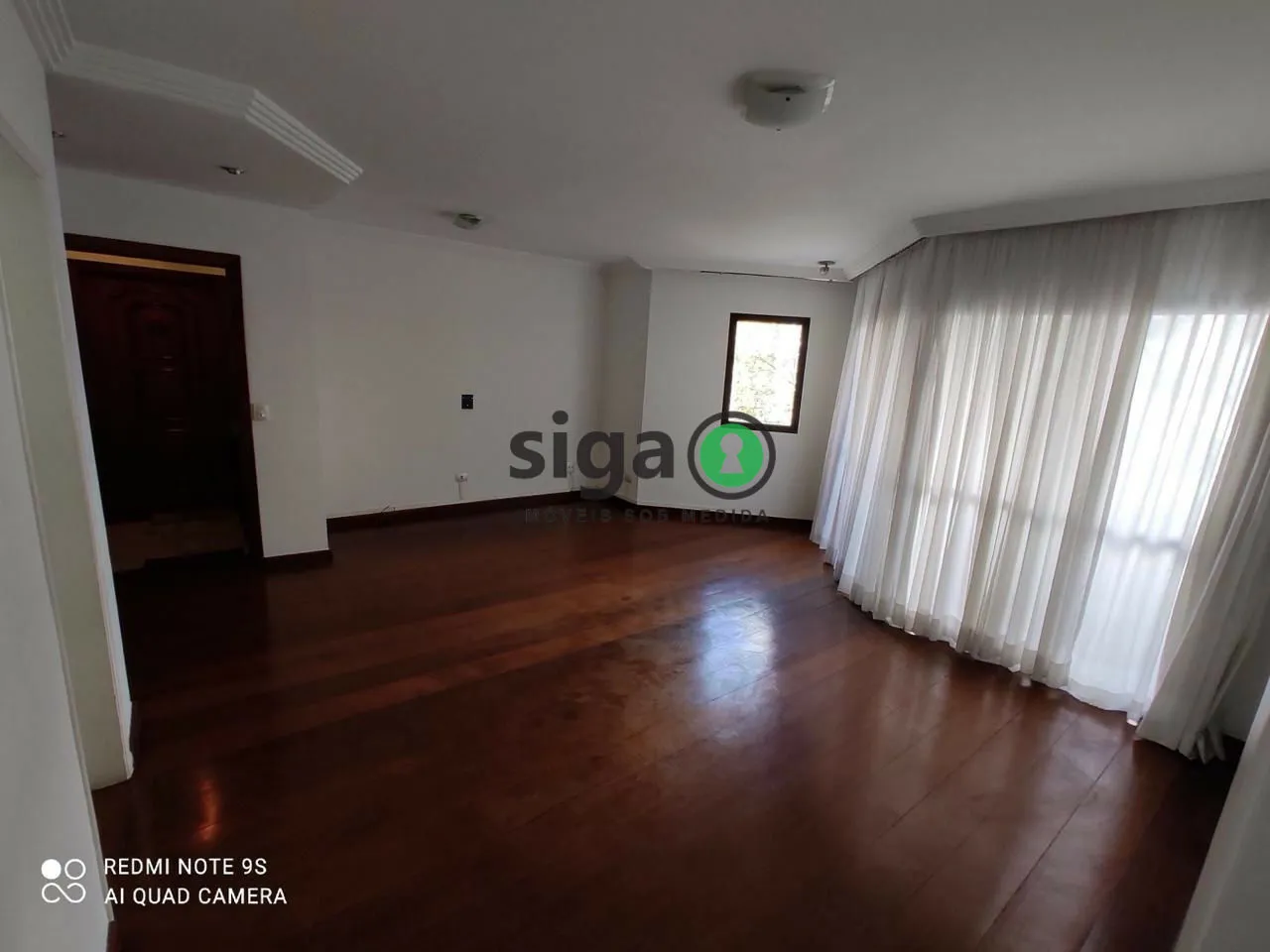 Imagem Conforto e Funcionalidade em um Apartamento Completo
